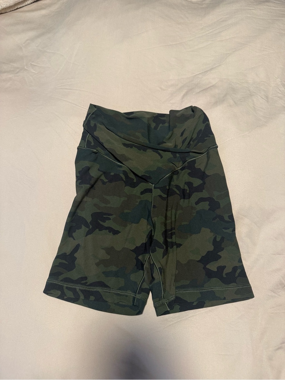 aerie Camouflage Bike Shorts — Green Camo